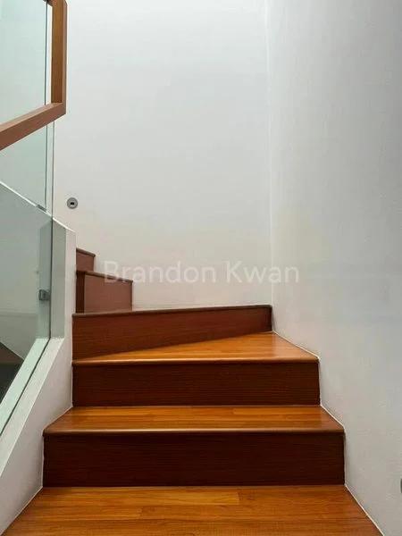 5 Bed Cluster House (Landed) for Sale in  Frankel Estate - Image 2